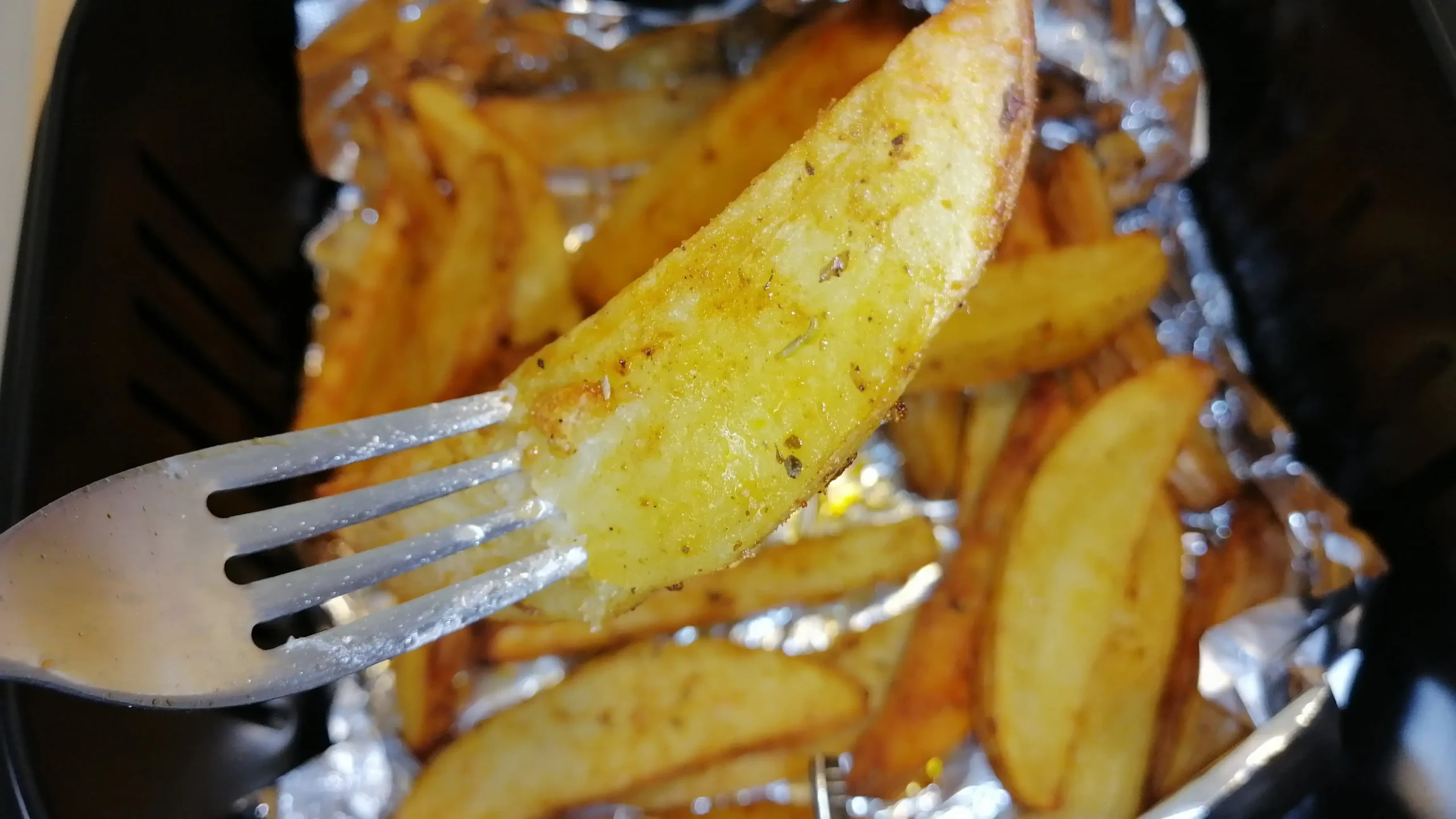Batata frita na airfryer