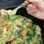 Espaguete de abobrinha com frango - Cozinha dos sabores