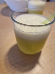 Suco com casca de abacaxi - Cozinha dos sabores