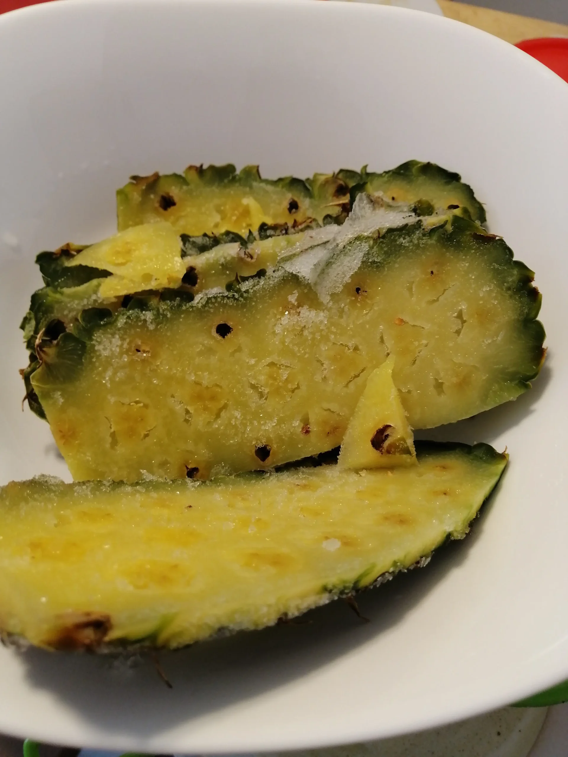 Suco com casca de abacaxi